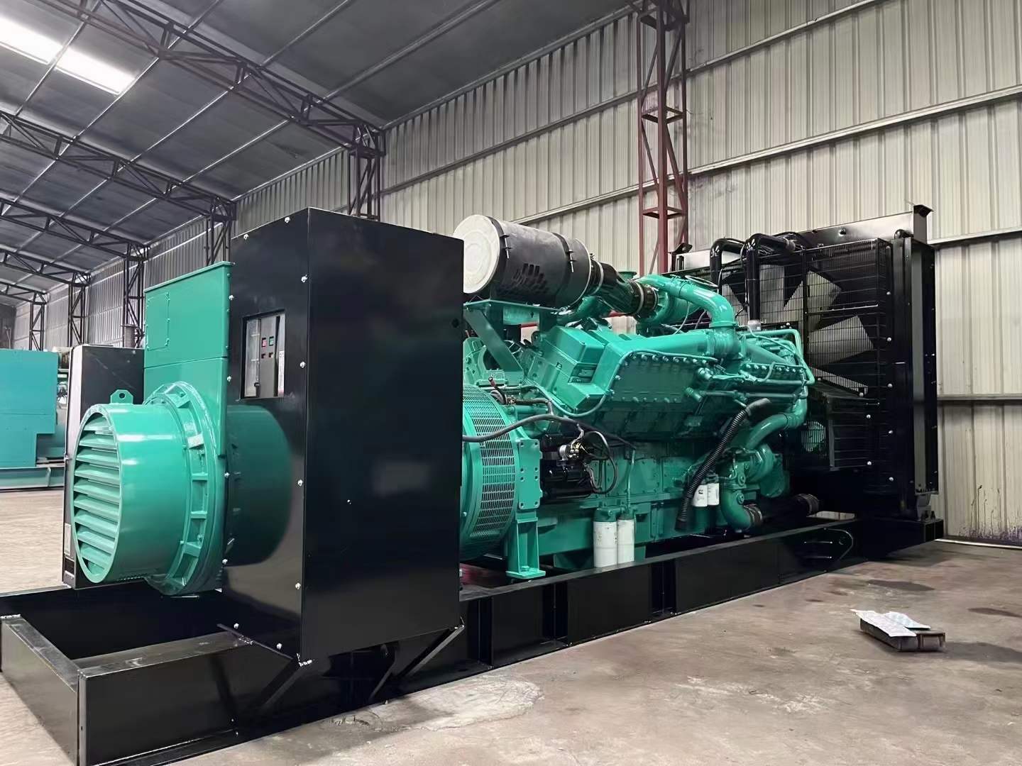 清远如何降低 800kW 柴油发电机输出电流的波动？